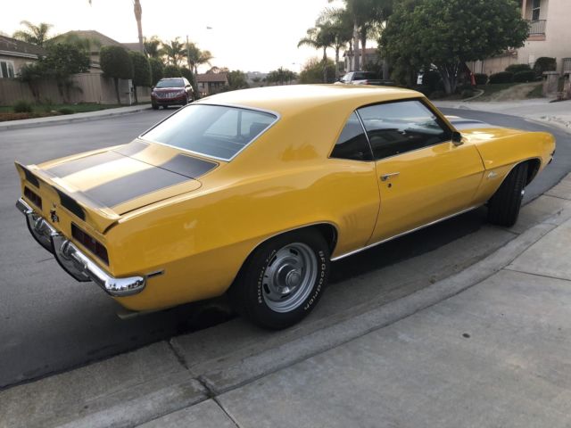1969 Yellow Chevrolet Camaro Coupe