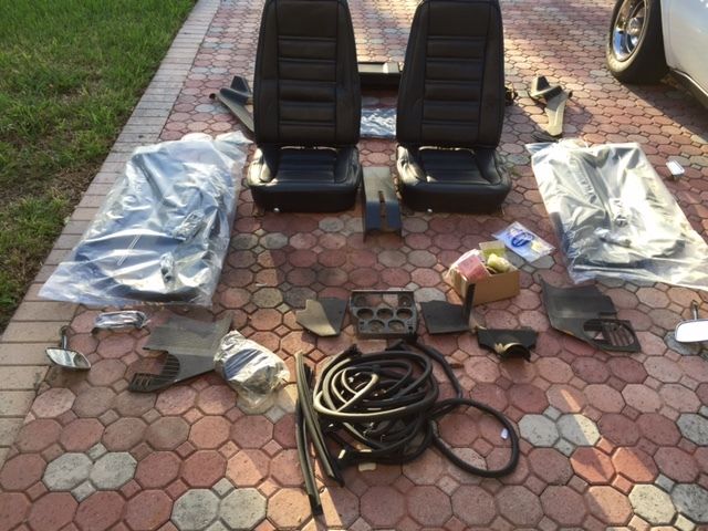 1969 CanAm white Chevrolet Corvette Convertible