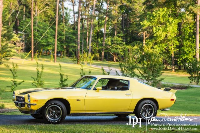 1970 Yellow Chevrolet Camaro Coupe