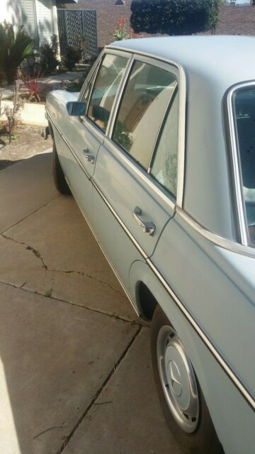 1970 Blue Mercedes-Benz 200-Series Sedan