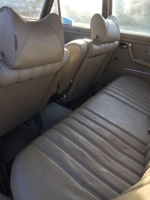 1970 Burgundy Mercedes-Benz S-Class Sedan