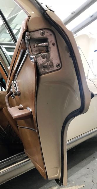 1970 Mercedes-Benz 300-Series Sedan