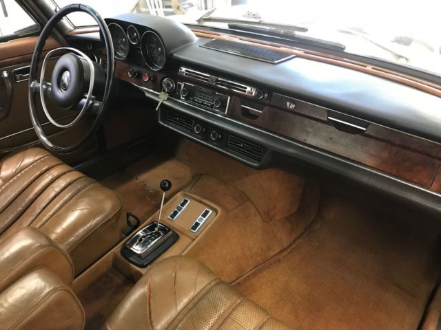 1970 Mercedes-Benz 300-Series Sedan