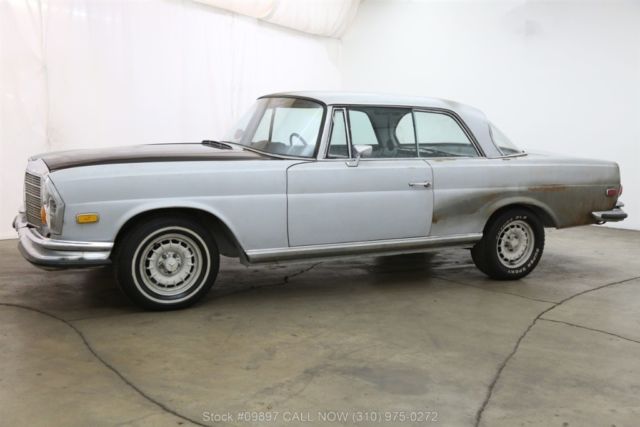1970 Gray Mercedes-Benz 200-Series