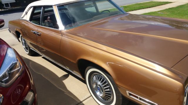 1970 Medium Brown Metallic Ford Thunderbird 4-Door