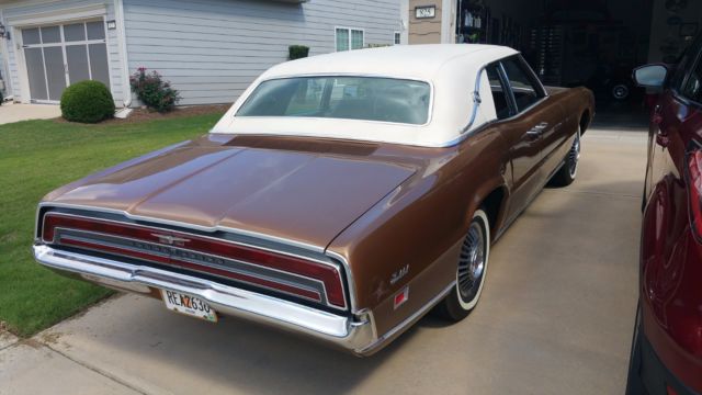 1970 Medium Brown Metallic Ford Thunderbird 4-Door