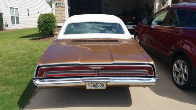 1970 Medium Brown Metallic Ford Thunderbird 4-Door