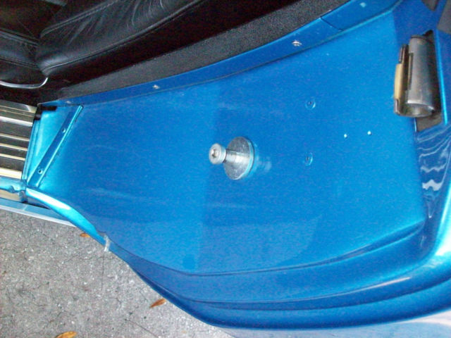 1970 Mulsane Blue Chevrolet Corvette Convertable