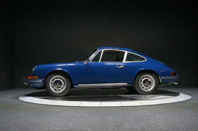 1970 Blue Porsche 911 Coupe