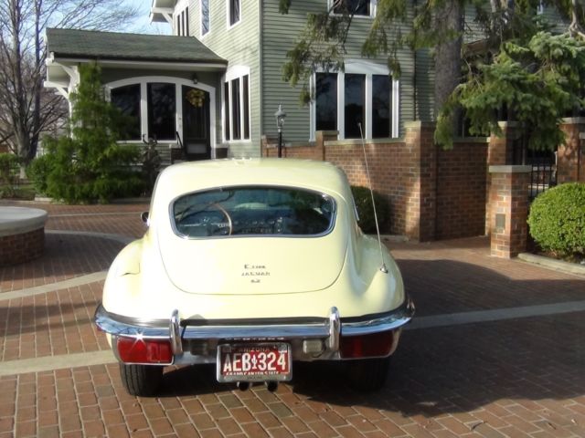 1970 Pale Primrose Yellow Jaguar E-Type Coupe