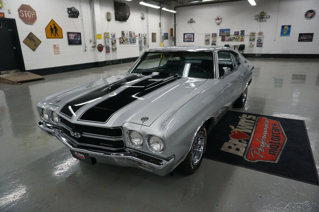 1970 Silver Chevrolet Chevelle