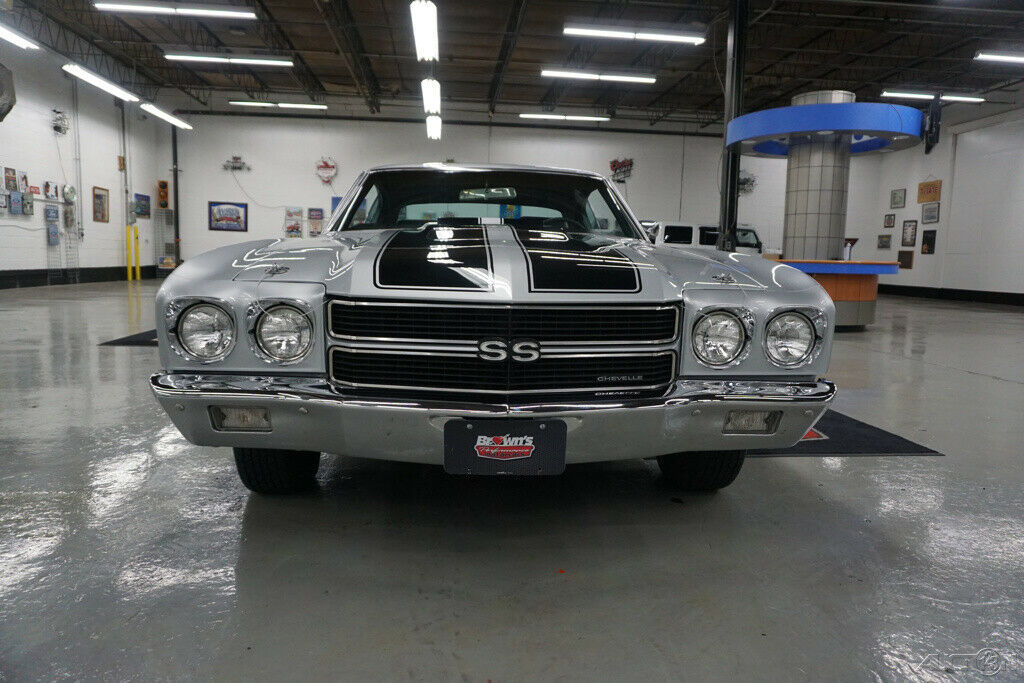 1970 Silver Chevrolet Chevelle