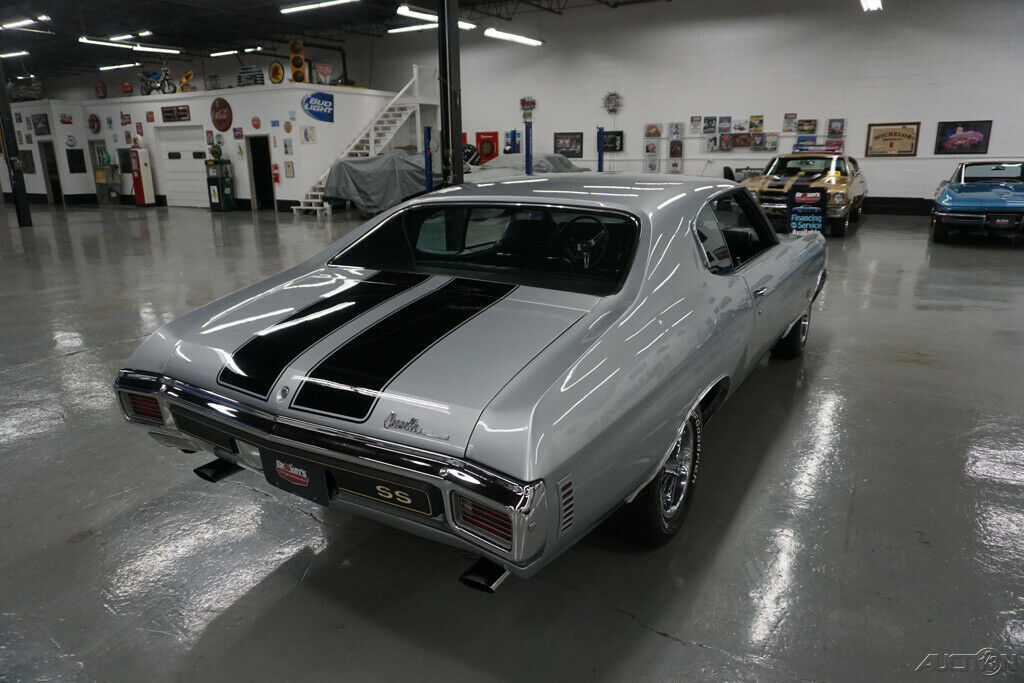 1970 Silver Chevrolet Chevelle