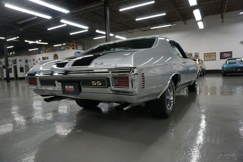 1970 Silver Chevrolet Chevelle