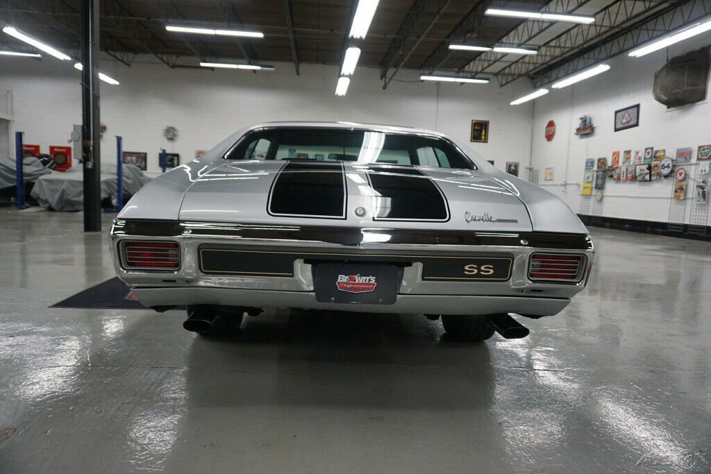 1970 Silver Chevrolet Chevelle