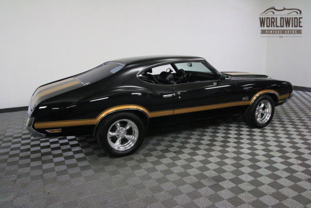 1970 Black Oldsmobile 442