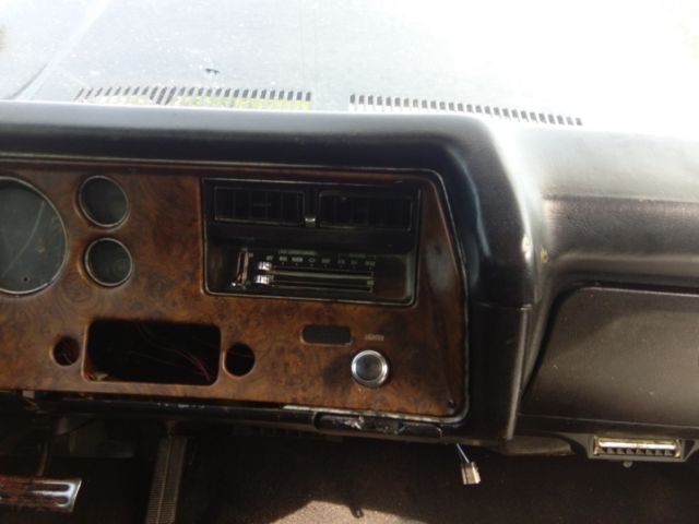 1970 Black Chevrolet Monte Carlo 2 door