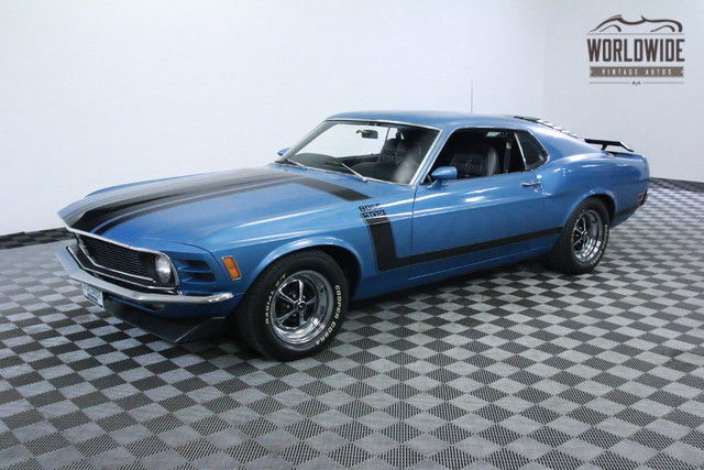 1970 Blue Ford Mustang