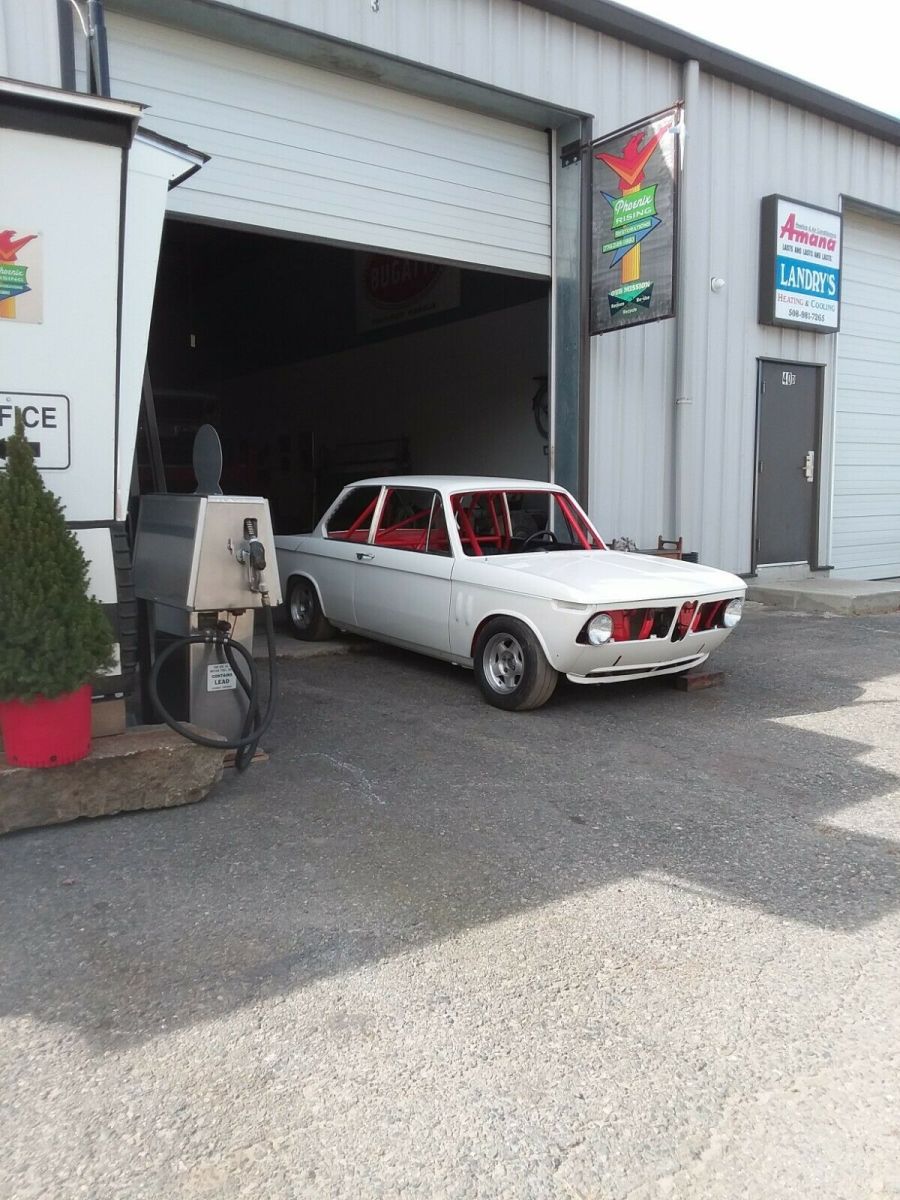 1971 White BMW 2002ti Coupe