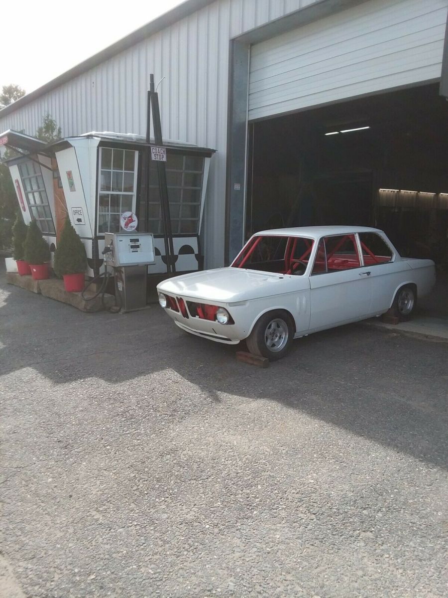 1971 White BMW 2002ti Coupe