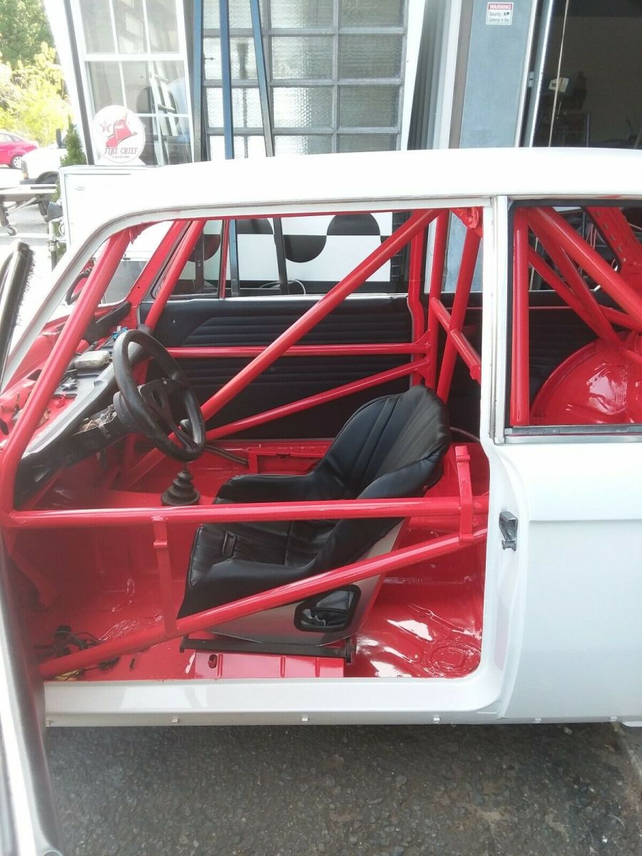 1971 White BMW 2002ti Coupe