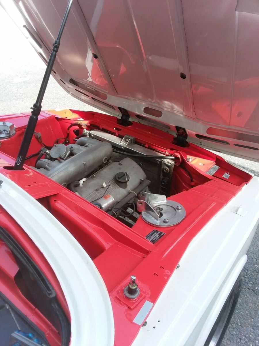 1971 White BMW 2002ti Coupe