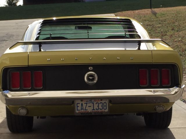 1970 LIME GREEN METALLIC Ford Mustang Fastback