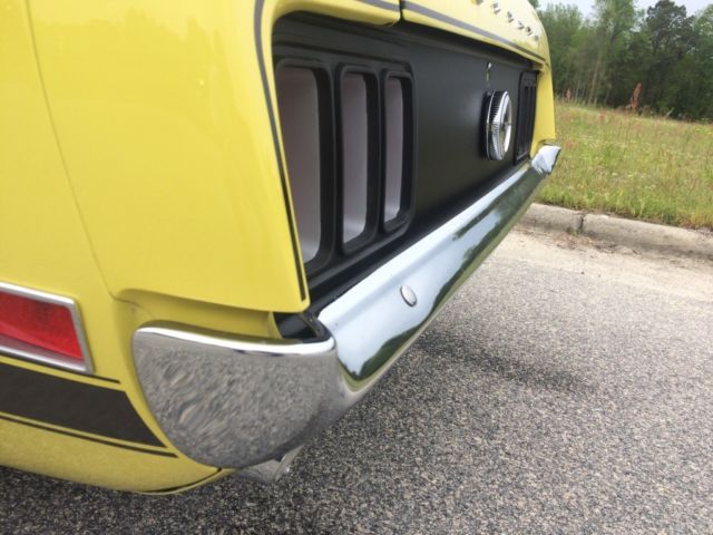 1970 Yellow Ford Mustang Fastback