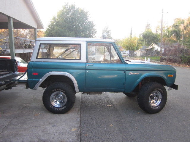 1970 Teal green Ford Bronco Convertible