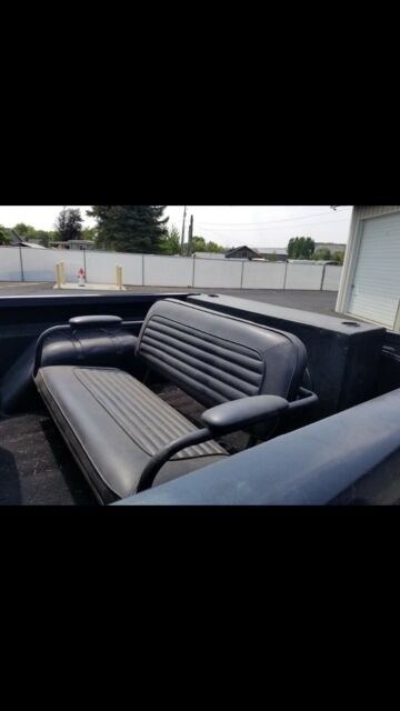 1970 Purple Ford Bronco