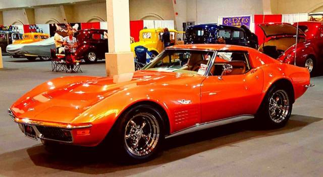 1970 Bronze Chevrolet Corvette Coupe