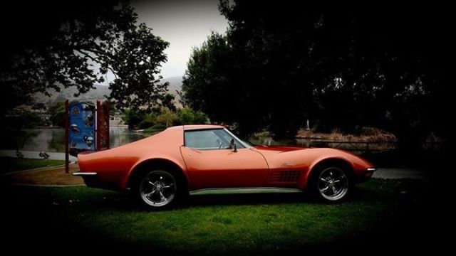 1970 Bronze Chevrolet Corvette Coupe
