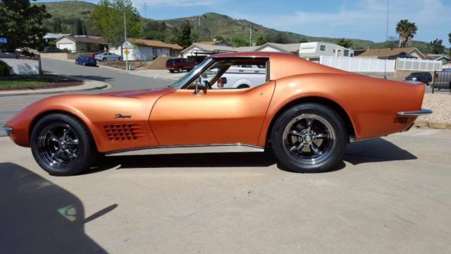 1970 Bronze Chevrolet Corvette Coupe