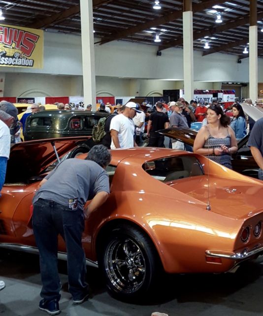 1970 Bronze Chevrolet Corvette Coupe