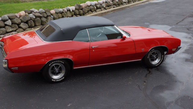 1970 Red Buick Skylark Convertible