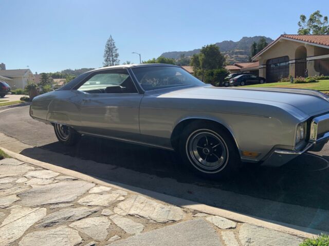 1970 Silver Buick Riviera Coupe