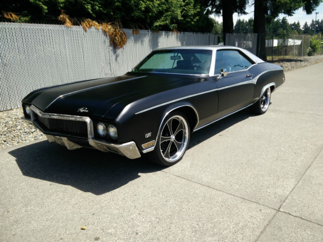 1970 Black Buick Riviera Hardtop