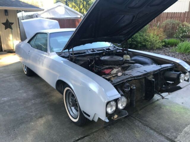 1970 Gray Buick Riviera Coupe