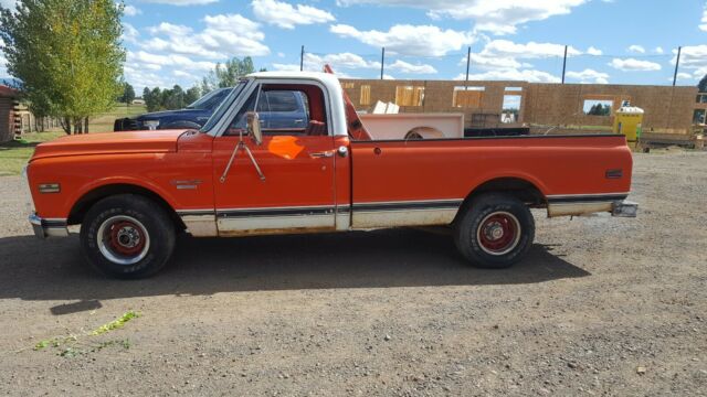1970 Orange Chevrolet C-10 Standard Cab Pickup