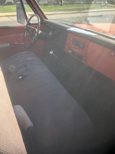 1970 Orange Chevrolet C-10 Standard Cab Pickup