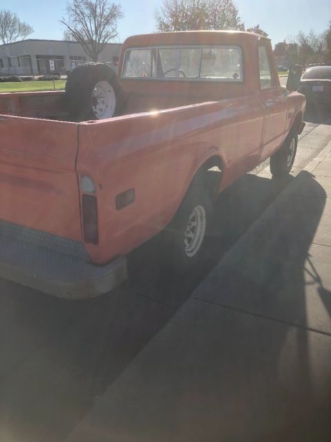 1970 Orange Chevrolet C-10 Standard Cab Pickup