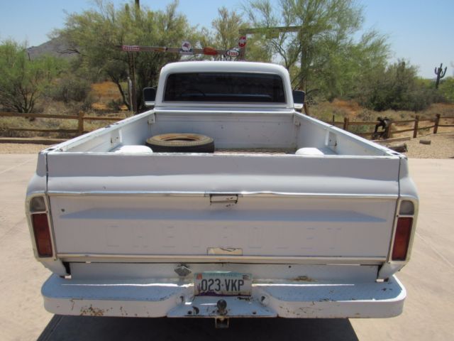 1970 White Chevrolet C-10