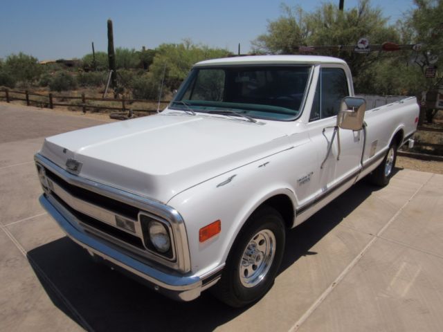 1970 White Chevrolet C-10