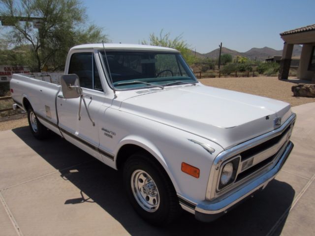 1970 White Chevrolet C-10