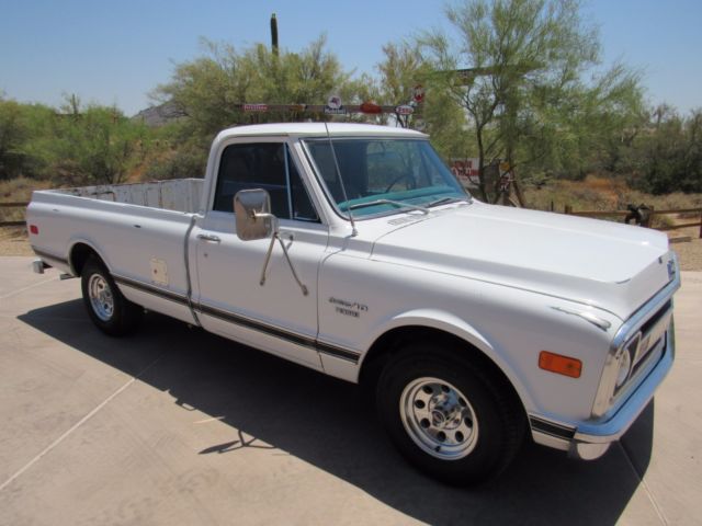 1970 White Chevrolet C-10