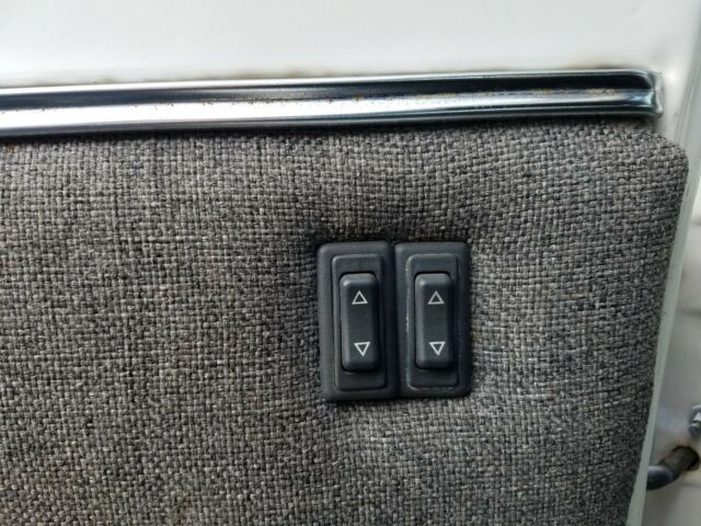 1970 White Chevrolet C-10