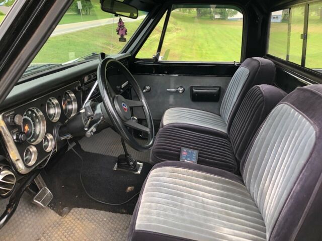 1970 Black Chevrolet C-10 Standard Cab Pickup