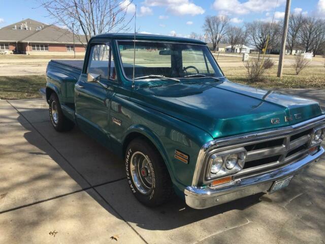 1970 Teal Chevrolet C-10 Standard Cab Pickup