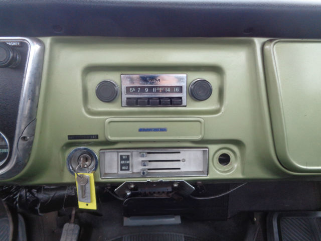 1970 green Chevrolet C-10