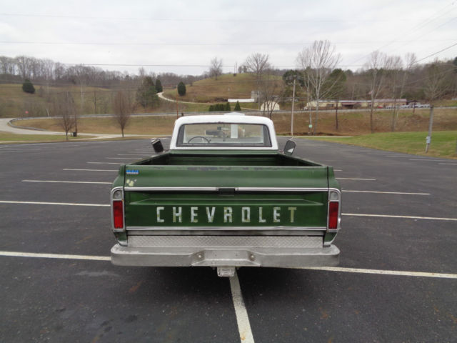 1970 green Chevrolet C-10